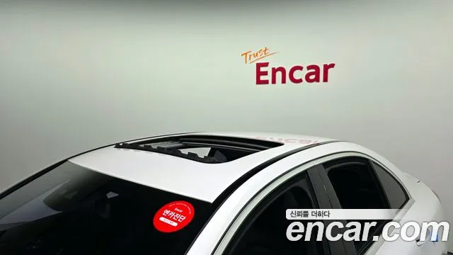 Mercedes-Benz C-Class C220 d 2019 thumbnail 5