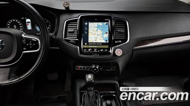 Volvo XC90 D5 2017 thumbnail 11