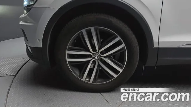 Volkswagen Tiguan 2.0 TDI 2018 thumbnail 20