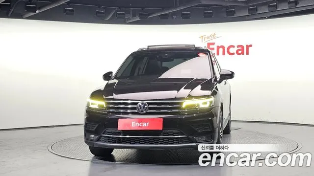 Volkswagen Tiguan 2.0 TDI 2020 thumbnail 2