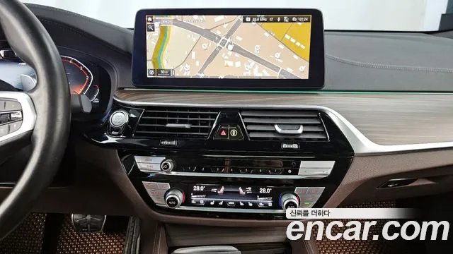 BMW Gran Turismo 620d M 2021 thumbnail 11