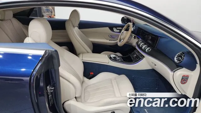 Mercedes-Benz E-Class E220d 2018 thumbnail 7