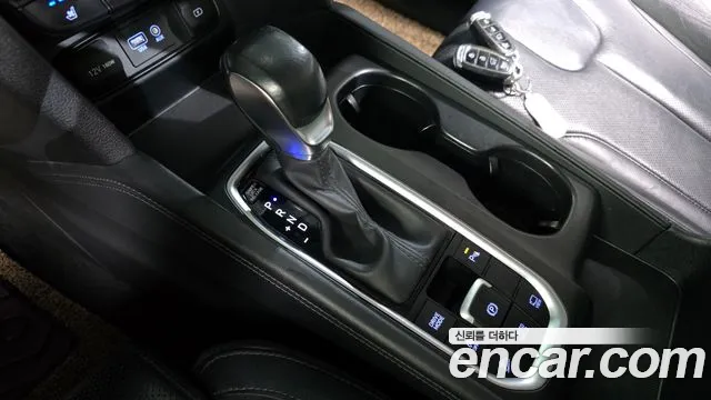 Hyundai Santafe 2.2 4WD 2019 thumbnail 16