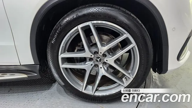 Mercedes-Benz GLE-Class GLE350 d 4MATIC 2018 thumbnail 20