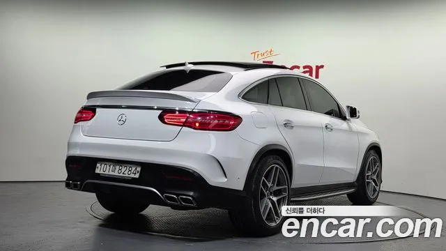 Mercedes-Benz GLE-Class GLE350 d 4MATIC 2018 thumbnail 4