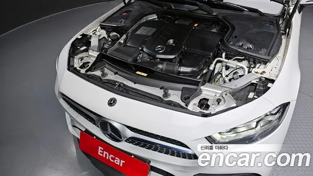 Mercedes-Benz CLS-Class CLS300d AMG Line 2020 thumbnail 6