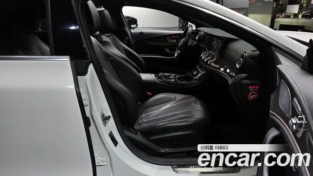 Mercedes-Benz CLS-Class CLS300d AMG Line 2020 thumbnail 10