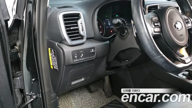 Kia Sportage 2.0 2WD 2018 thumbnail 16