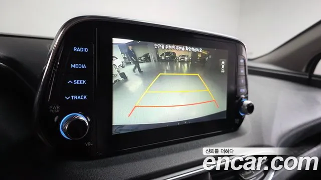 Hyundai Santafe 2.0 2WD 2020 thumbnail 11