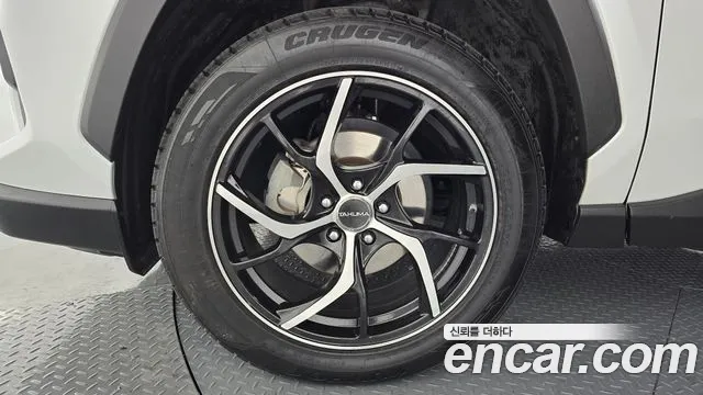 Toyota RAV4 2.5 2WD Hybrid XLE 2023 thumbnail 8