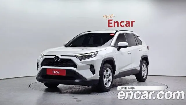 Toyota RAV4 2.5 2WD 2019 thumbnail 8