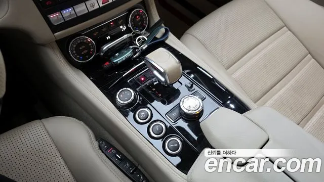 Mercedes-Benz CLS-Class CLS63 AMG 4MATIC 2015 thumbnail 17