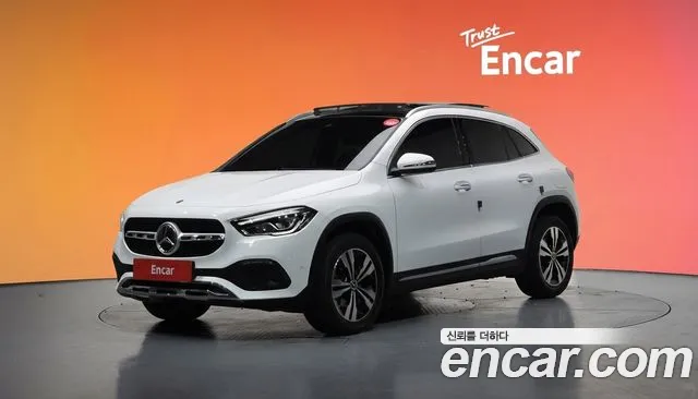 Mercedes-Benz GLA-Class GLA220 2021 - Image 1