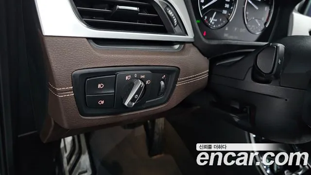 BMW X1 xDrive 18d M Sport 2021 thumbnail 10