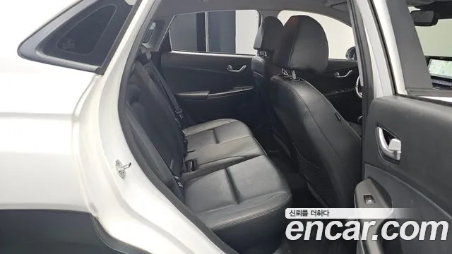 Hyundai Kona Gasoline 1.6 Turbo 2WD 2021 thumbnail 16