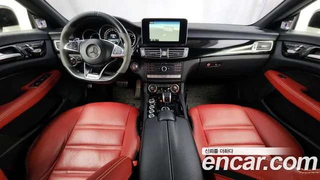 Mercedes-Benz CLS-Class CLS63 AMG 4MATIC 2015 thumbnail 16