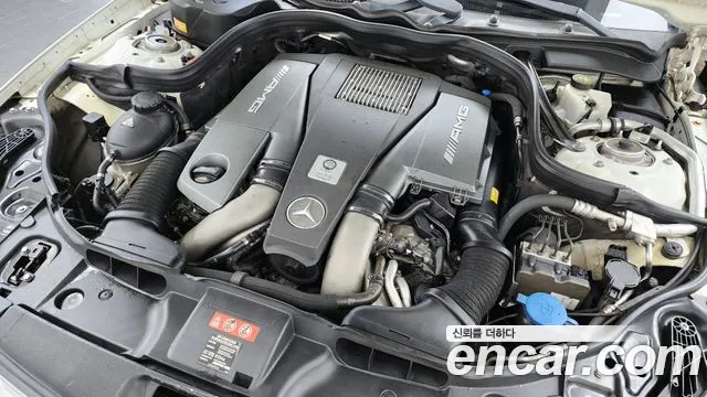 Mercedes-Benz CLS-Class CLS63 AMG 4MATIC 2015 thumbnail 6