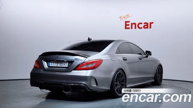 Mercedes-Benz CLS-Class CLS63 AMG 4MATIC 2016 thumbnail 3