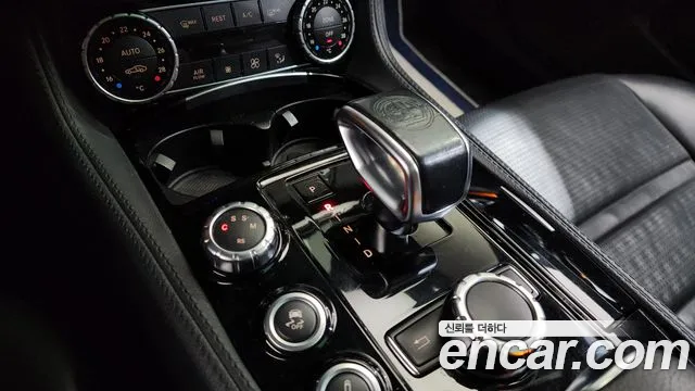 Mercedes-Benz CLS-Class CLS63 AMG 4MATIC 2016 thumbnail 13